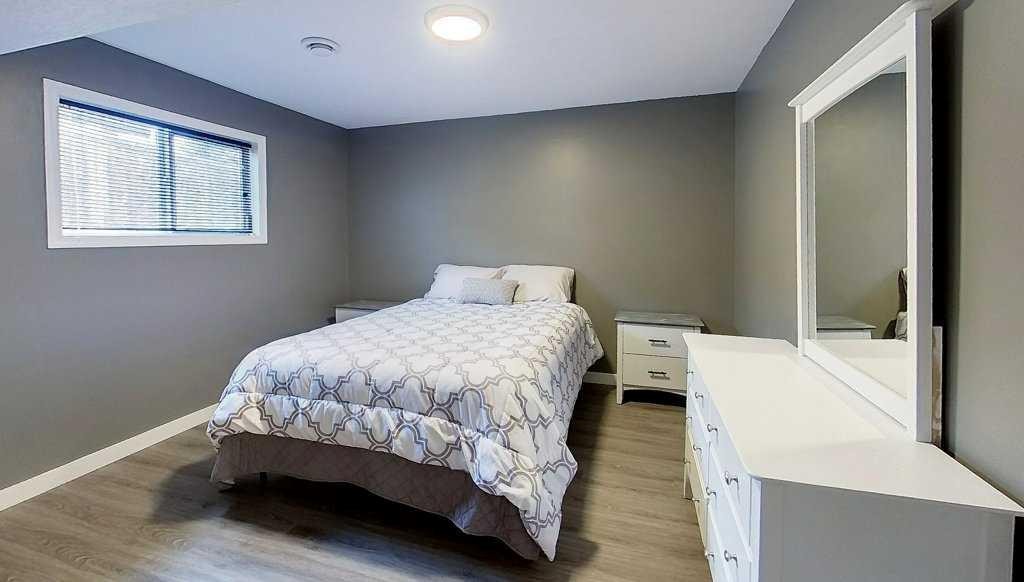 









6218


12

Avenue South,
Edson,




AB
T7E1Y5

