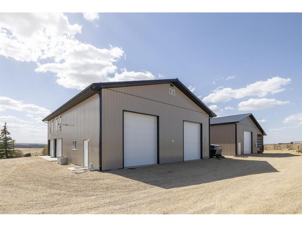 









270105


Range Road 43

,
Rural Rocky View County,




AB
T4C 3A2

