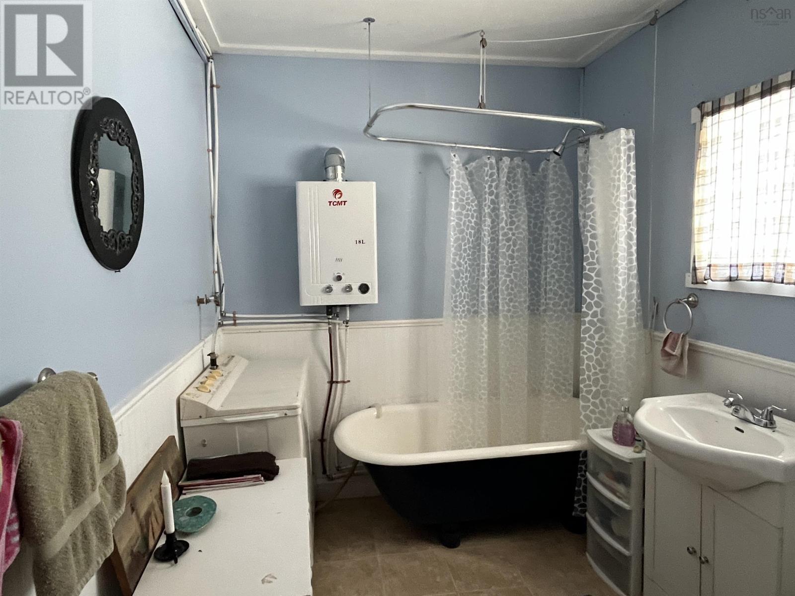 












510 Green Settlement Road

,
Black Brook,







Nova Scotia
B2H5C8

