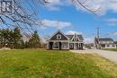 great sized front porch! great sized front porch!