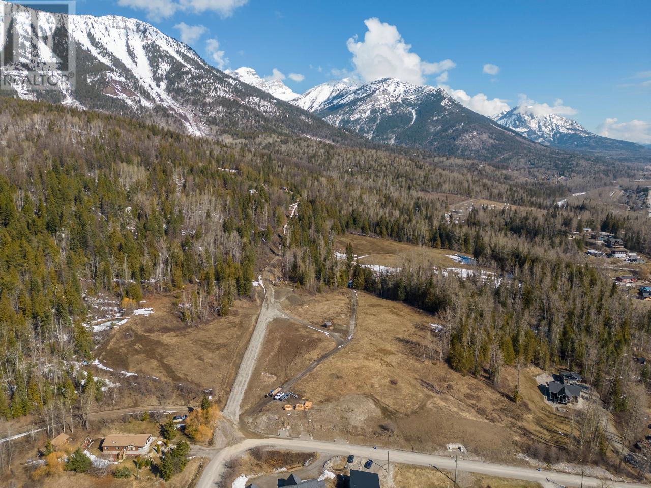 












1653 MCLEOD Avenue

,
Fernie,







British Columbia
V0B1M1


