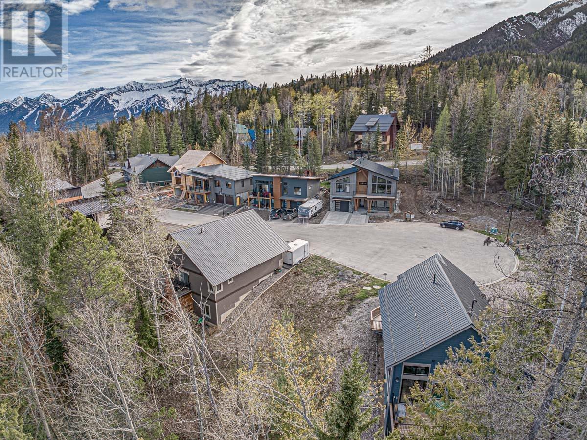 












Lot 18 ALPINE TRAIL Place

,
Fernie,







British Columbia
V0B1M5

