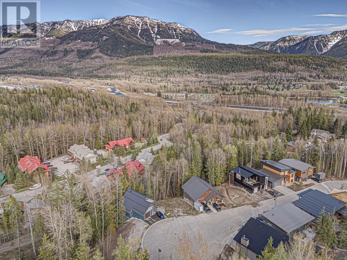 












Lot 18 ALPINE TRAIL Place

,
Fernie,







British Columbia
V0B1M5

