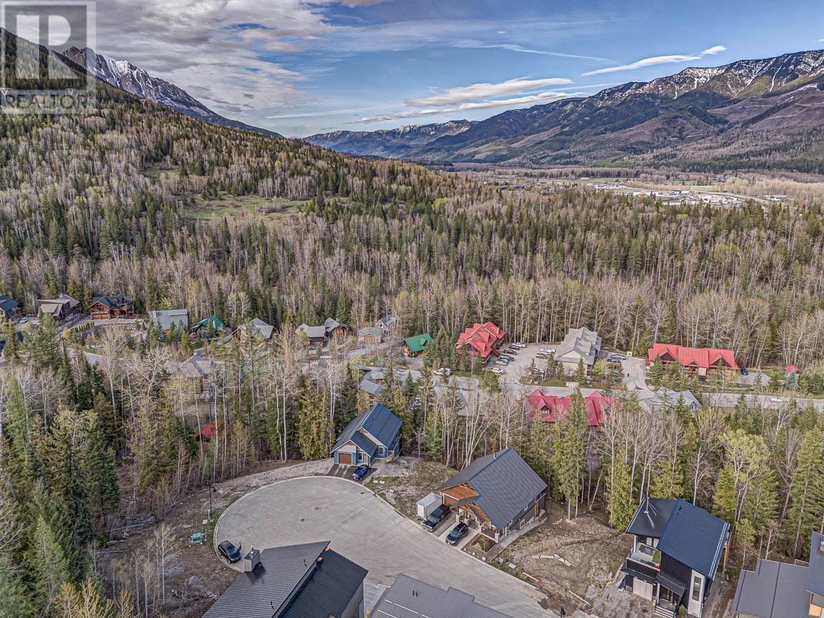 












Lot 18 ALPINE TRAIL Place

,
Fernie,







British Columbia
V0B1M5

