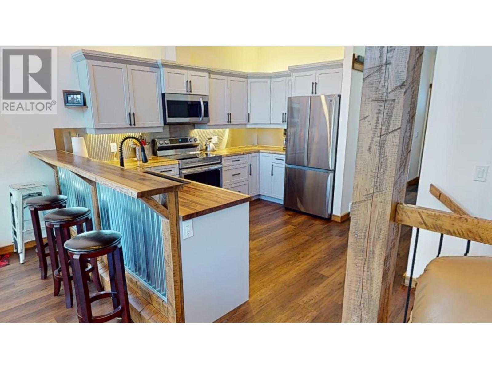 












6421 OSPREY LANDING View Lot# 63

,
Wardner,







British Columbia
V0B2J0

