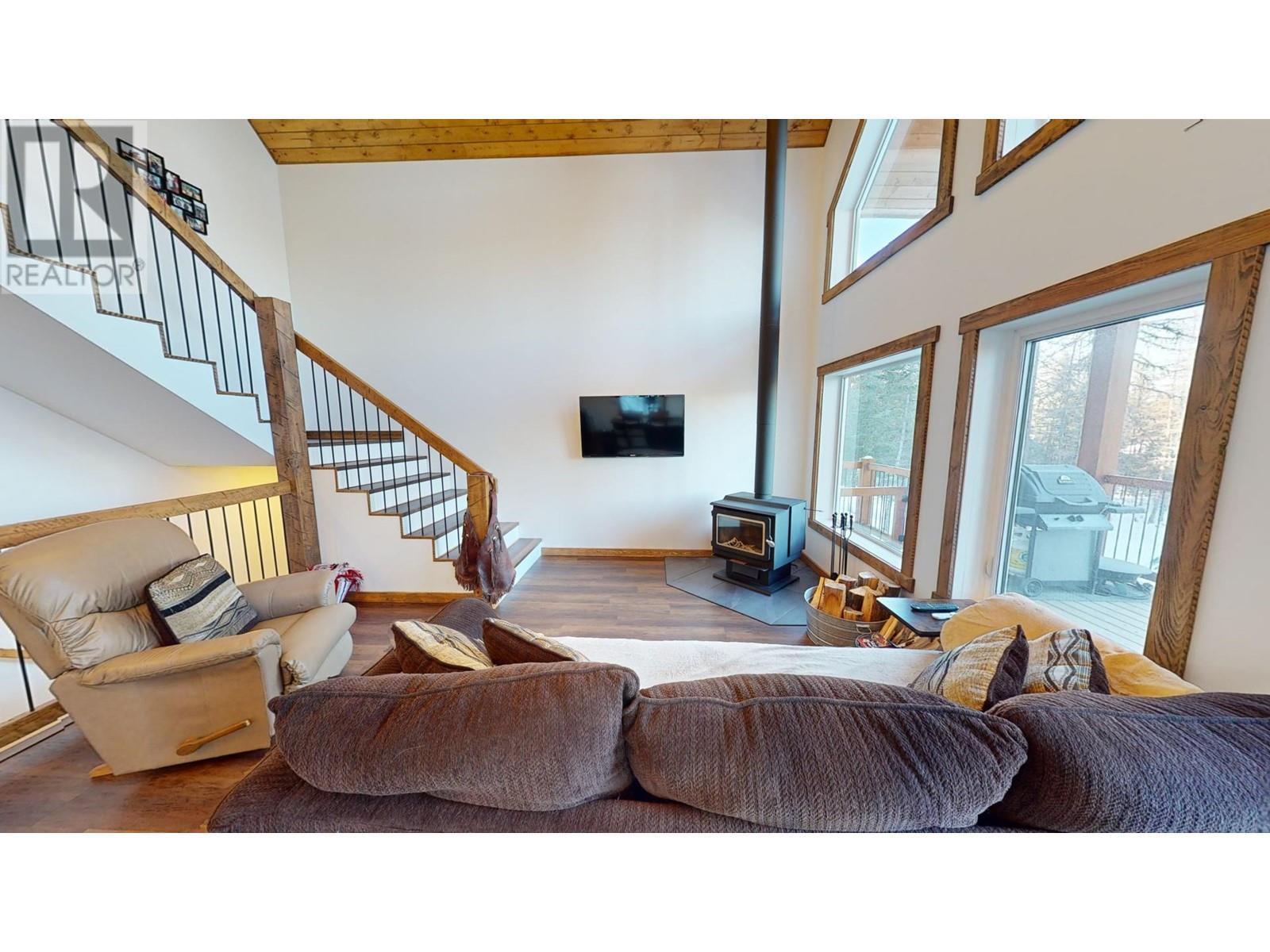 












6421 OSPREY LANDING View Lot# 63

,
Wardner,







British Columbia
V0B2J0


