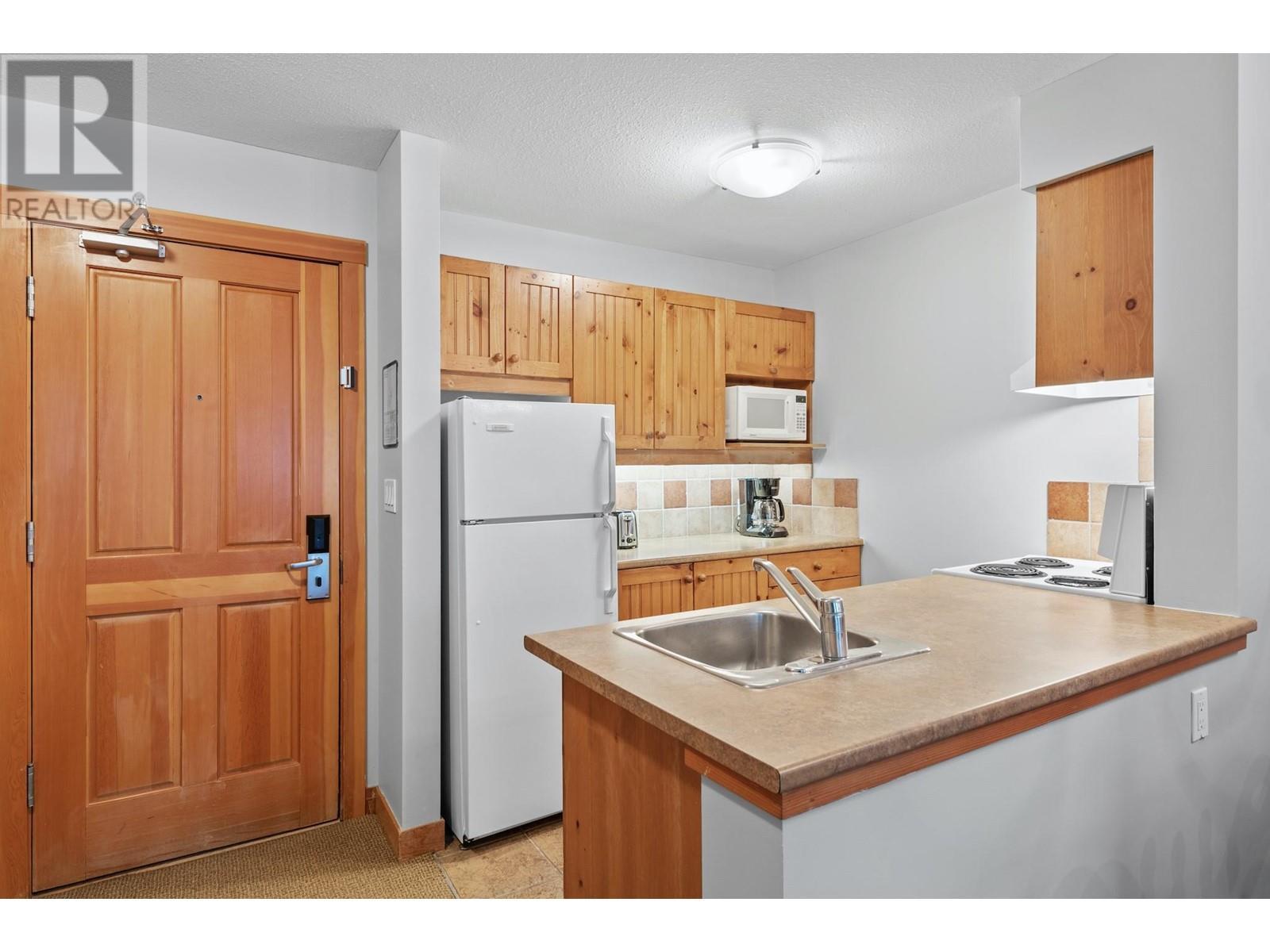 












2080 SUMMIT Drive Unit# 508

,
Panorama,




British Columbia
V0A1T0

