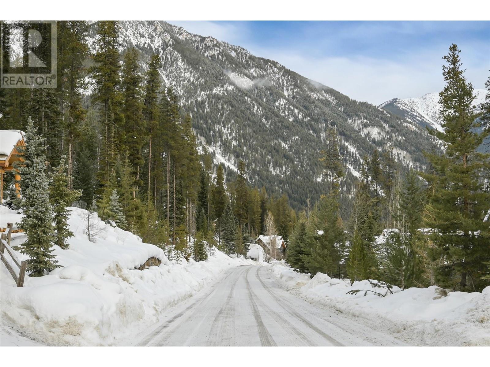 












Lot 7 GREYWOLF Drive

,
Panorama,







British Columbia
V0A1T0

