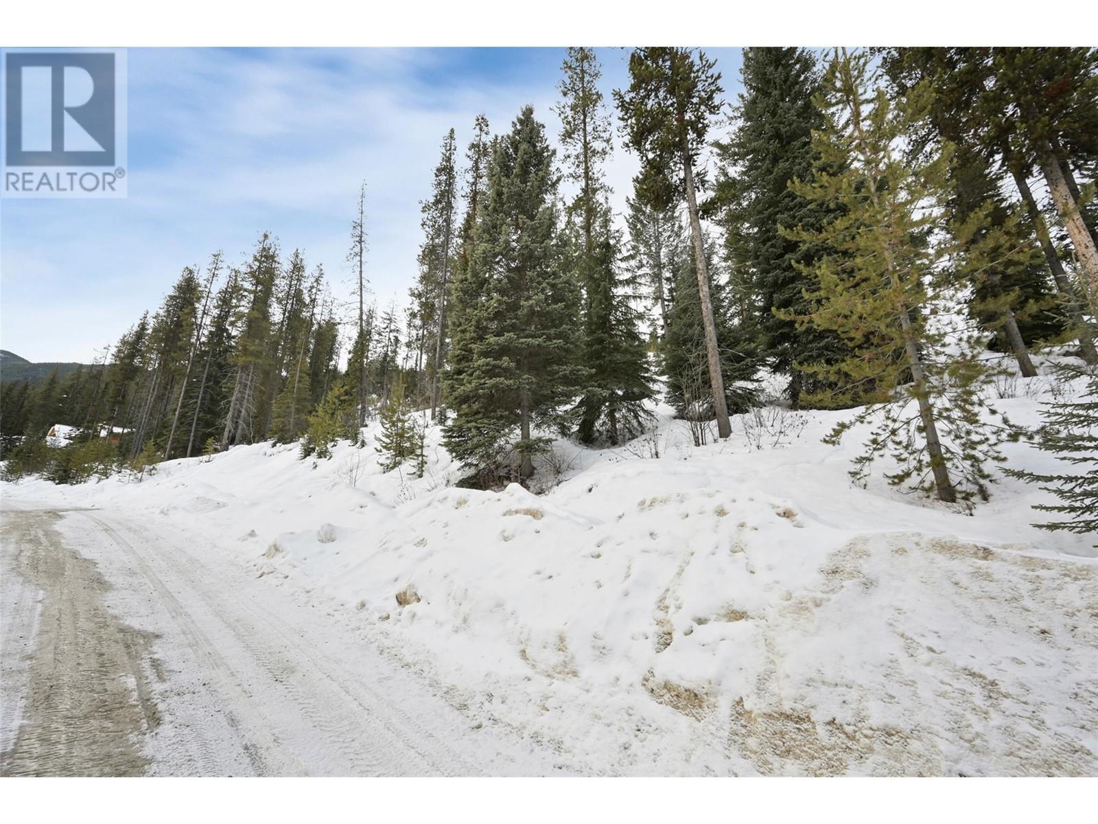 












Lot 7 GREYWOLF Drive

,
Panorama,







British Columbia
V0A1T0

