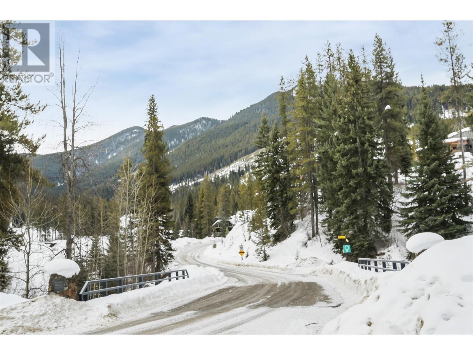 












Lot 7 GREYWOLF Drive

,
Panorama,







British Columbia
V0A1T0

