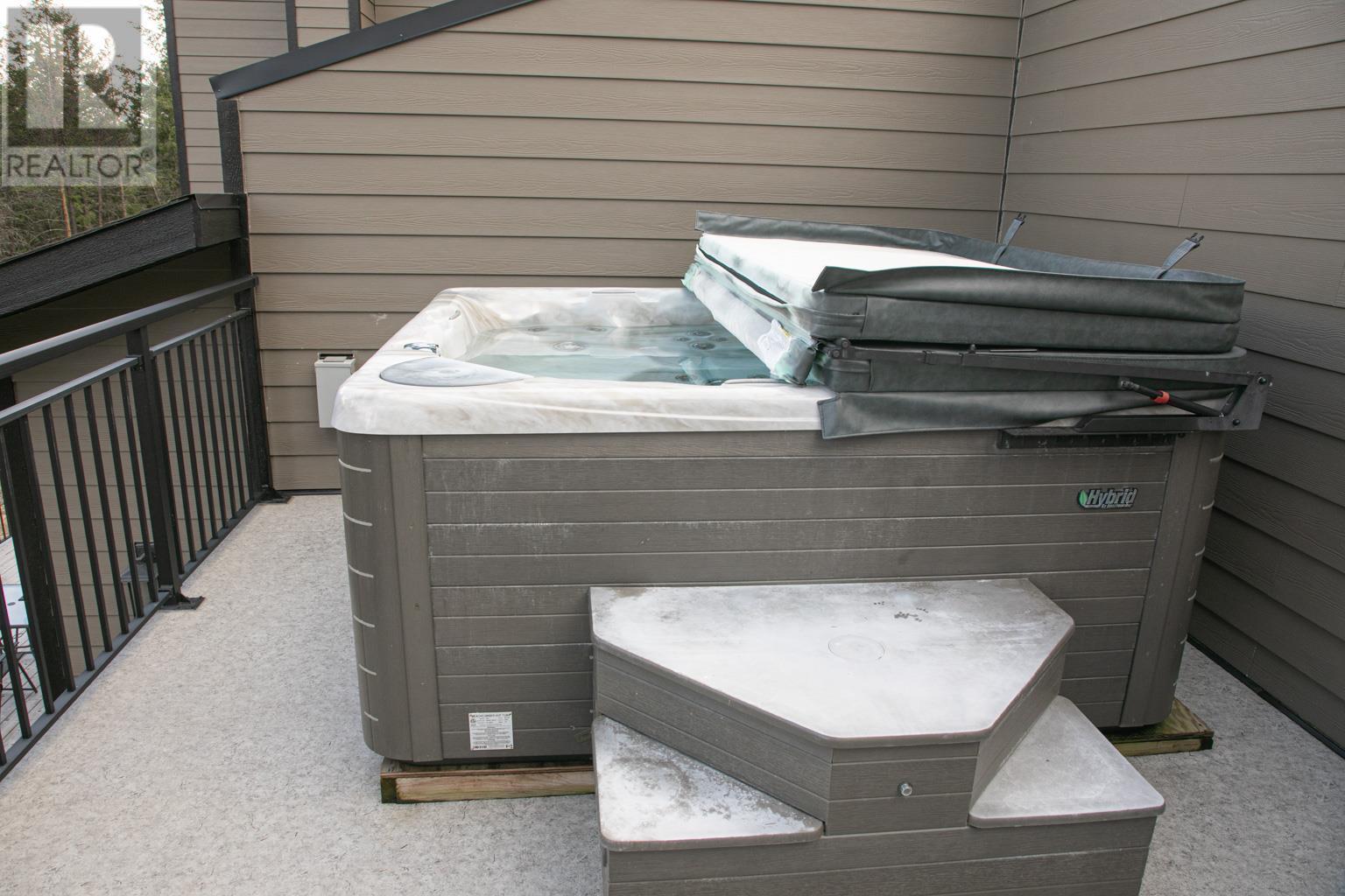 












9905 Osprey Landing Drive Lot# 27

,
Wardner,







British Columbia
V0B2J0

