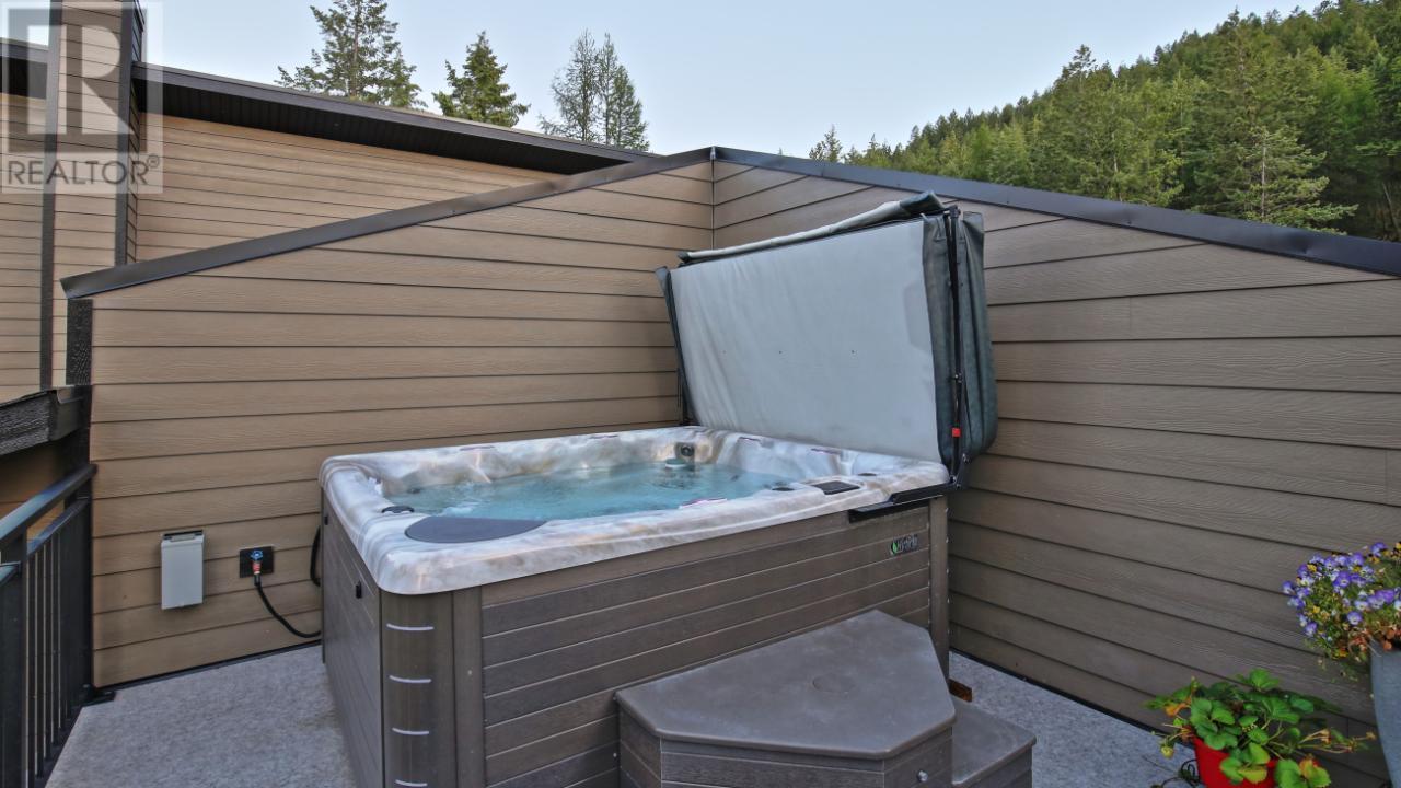 












9905 Osprey Landing Drive Lot# 27

,
Wardner,







British Columbia
V0B2J0

