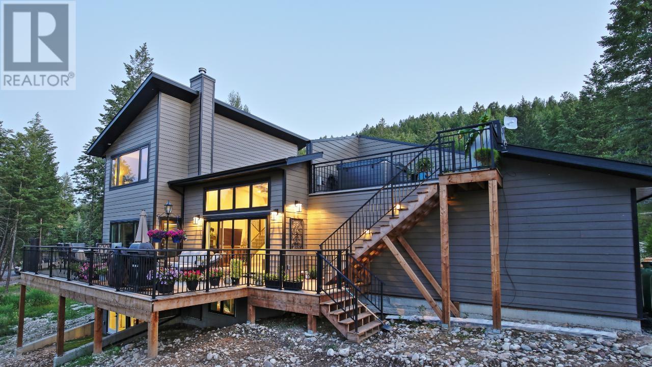 












9905 Osprey Landing Drive Lot# 27

,
Wardner,







British Columbia
V0B2J0

