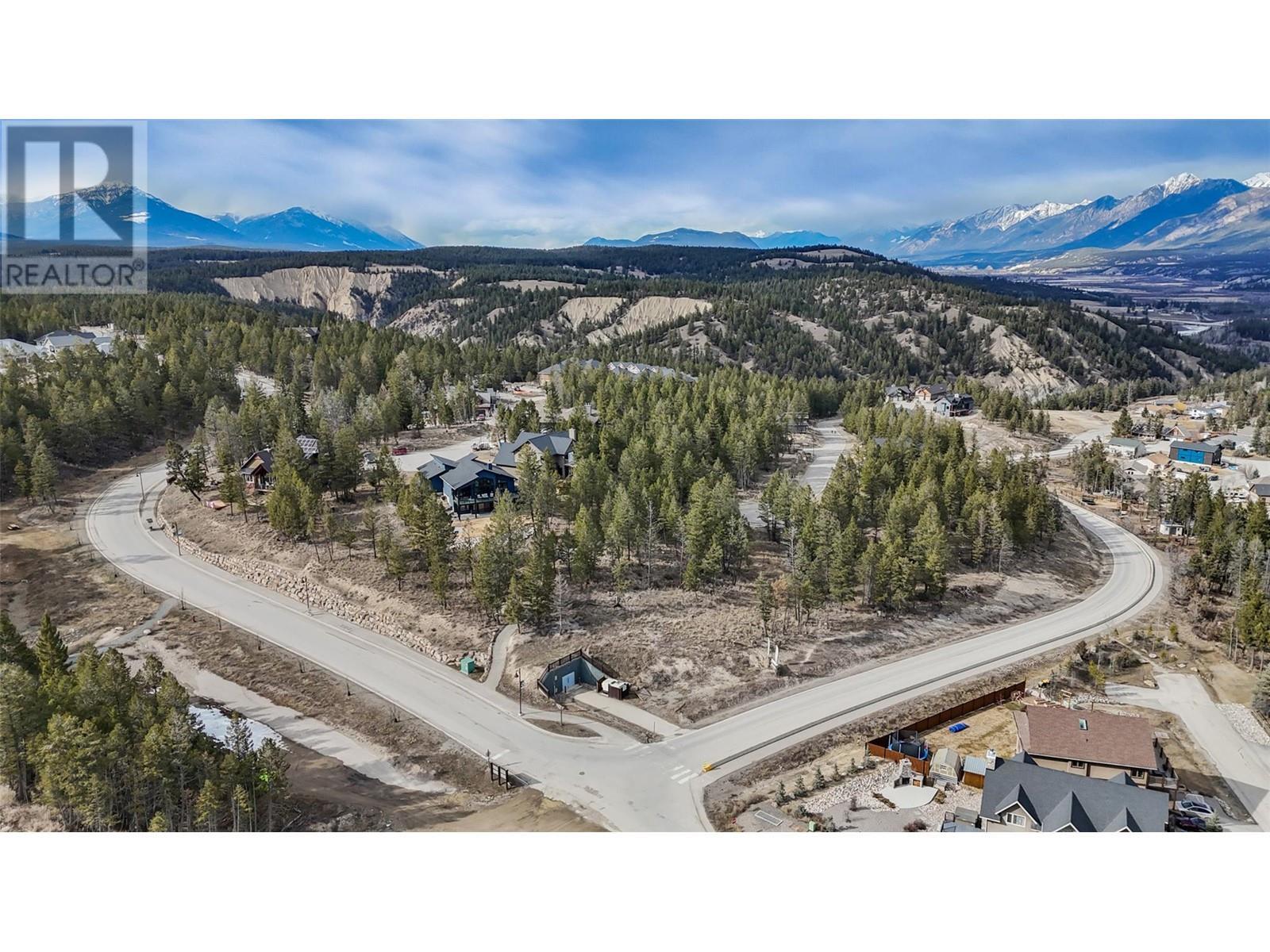 












Lot 49 PINE RIDGE MOUNTAIN Place

,
Invermere,







British Columbia
V0A1K4

