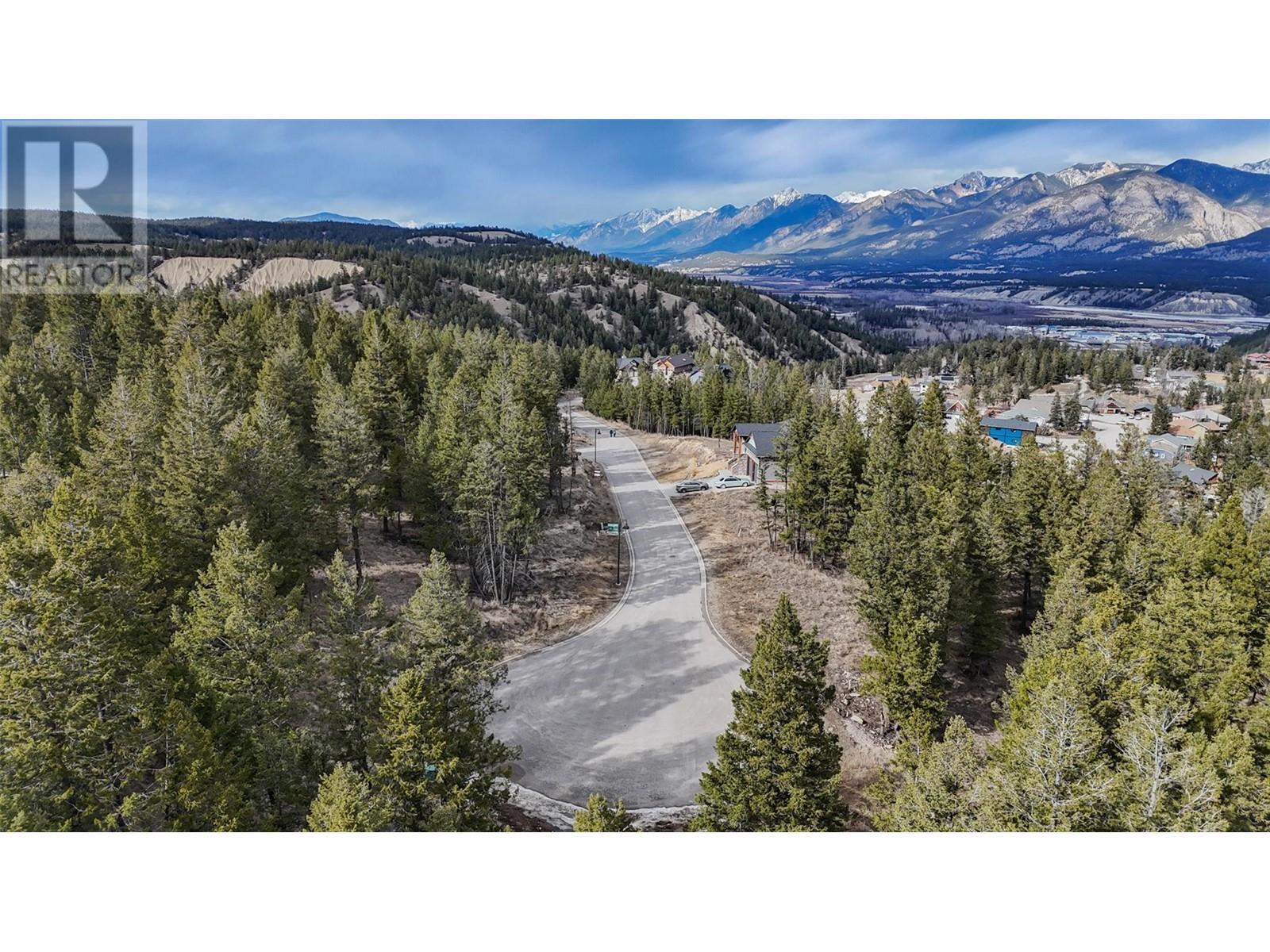












Lot 49 PINE RIDGE MOUNTAIN Place

,
Invermere,







British Columbia
V0A1K4

