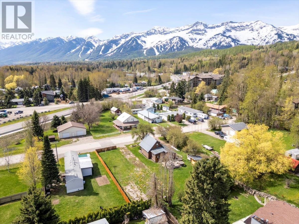 












Lot 2 Hand Avenue

,
Fernie,







British Columbia
V0B1M1

