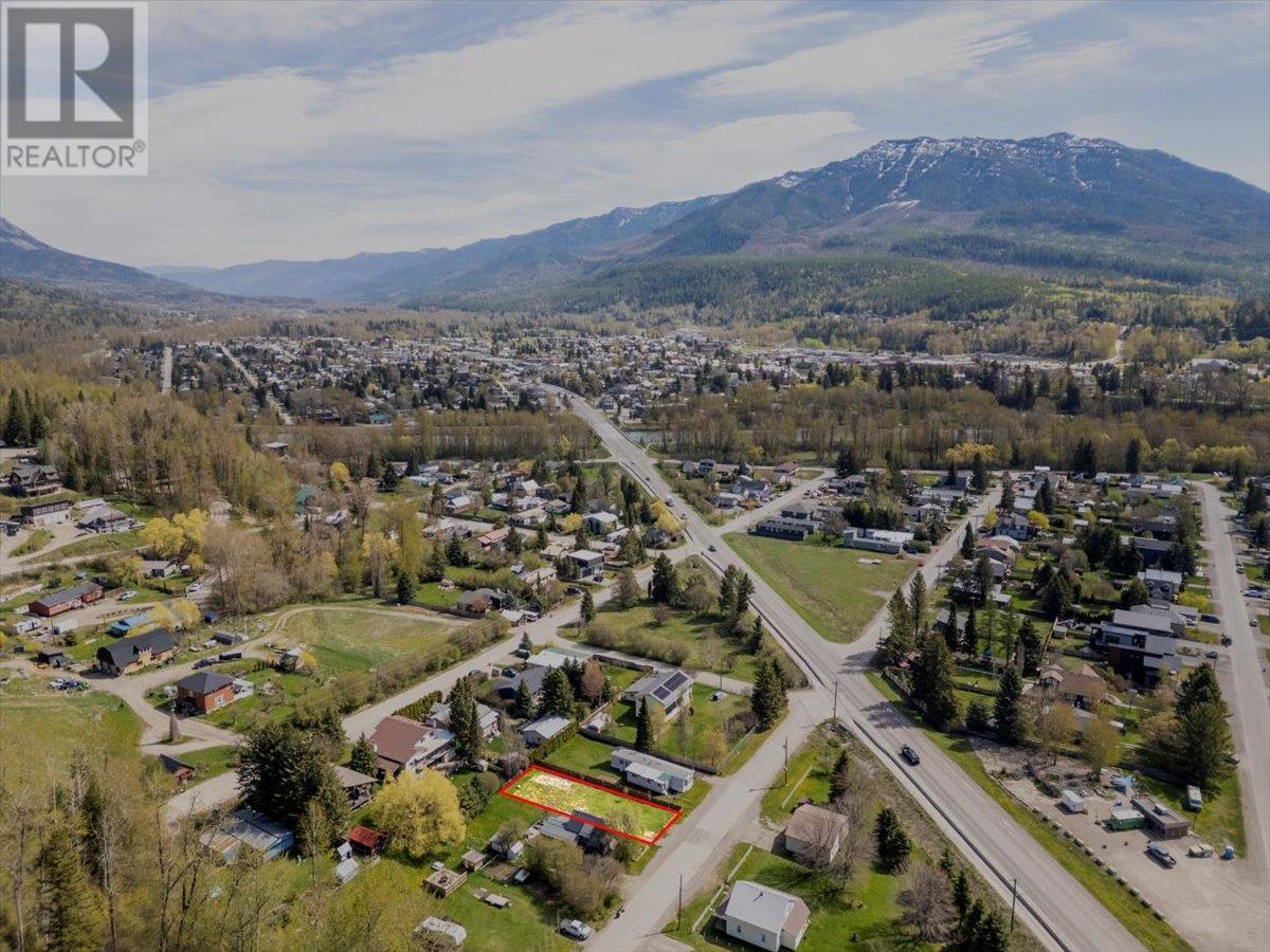 












Lot 2 Hand Avenue

,
Fernie,







British Columbia
V0B1M1

