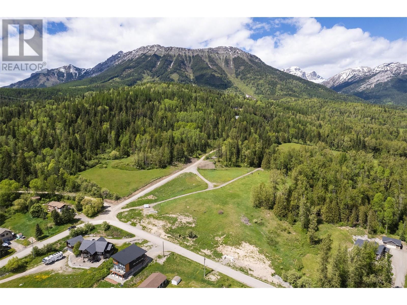 












1683 MCLEOD Avenue

,
Fernie,







British Columbia
V0B1M1

