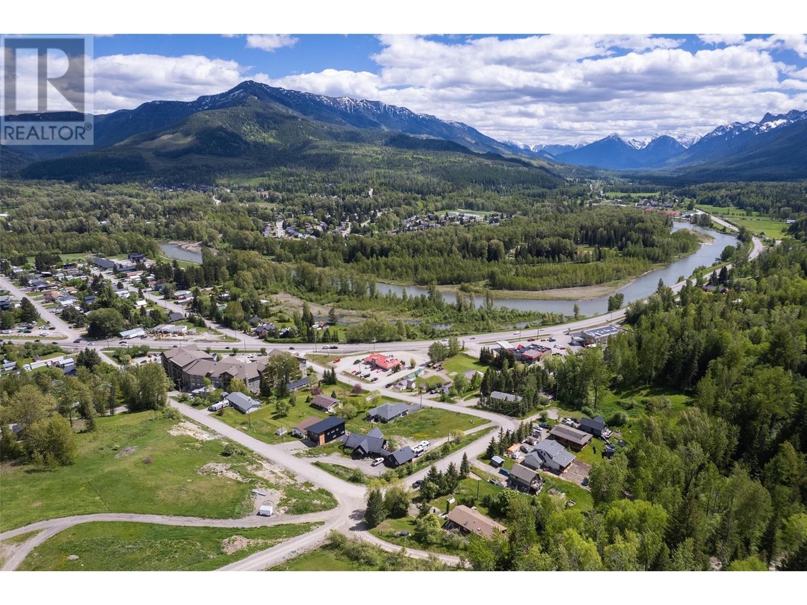 












1683 MCLEOD Avenue

,
Fernie,







British Columbia
V0B1M1

