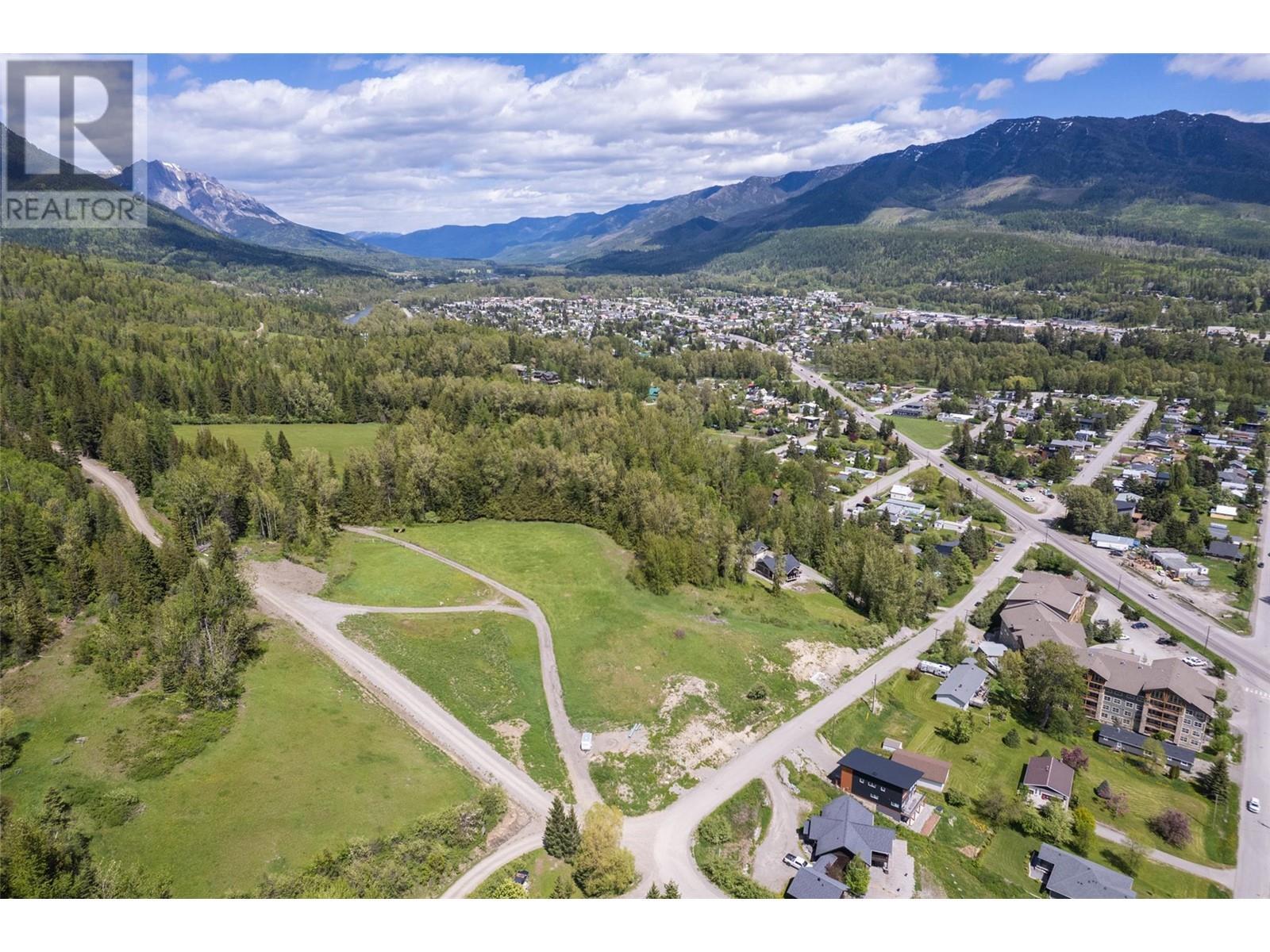 












1683 MCLEOD Avenue

,
Fernie,







British Columbia
V0B1M1

