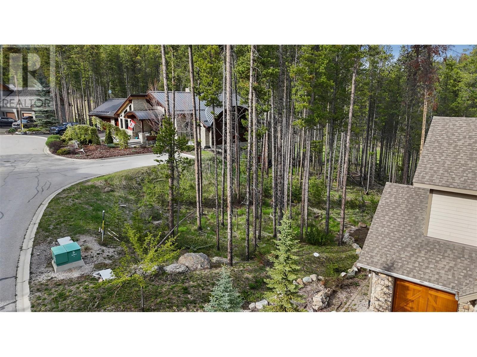 












Lot 2 Cliffside Grove

,
Panorama,







British Columbia
V0A1T0

