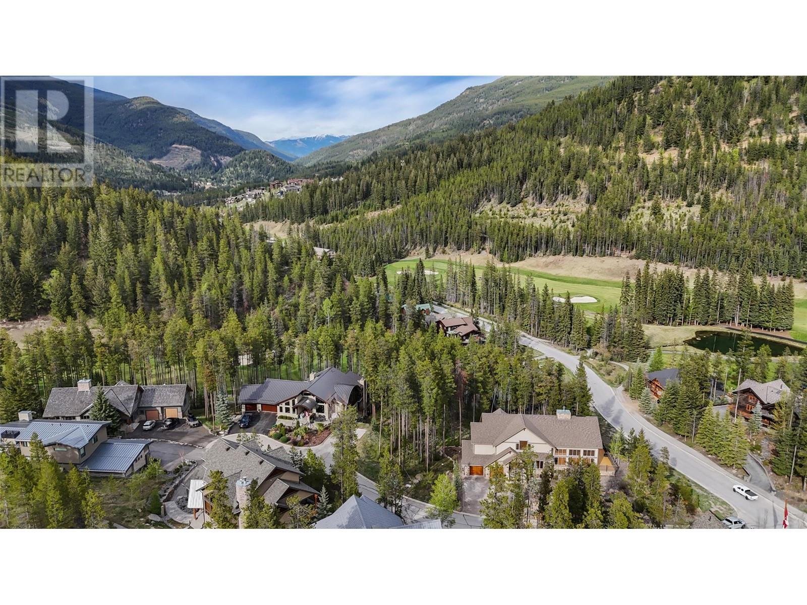 












Lot 2 Cliffside Grove

,
Panorama,







British Columbia
V0A1T0

