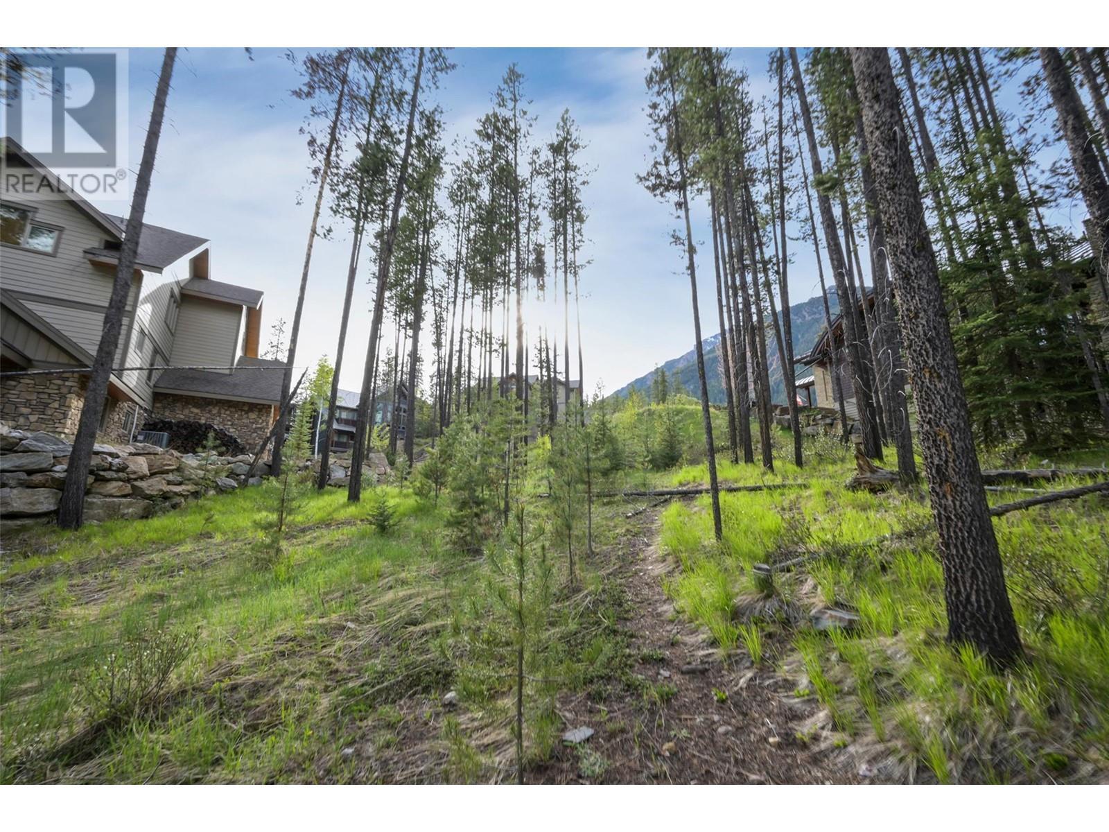 












Lot 2 Cliffside Grove

,
Panorama,







British Columbia
V0A1T0


