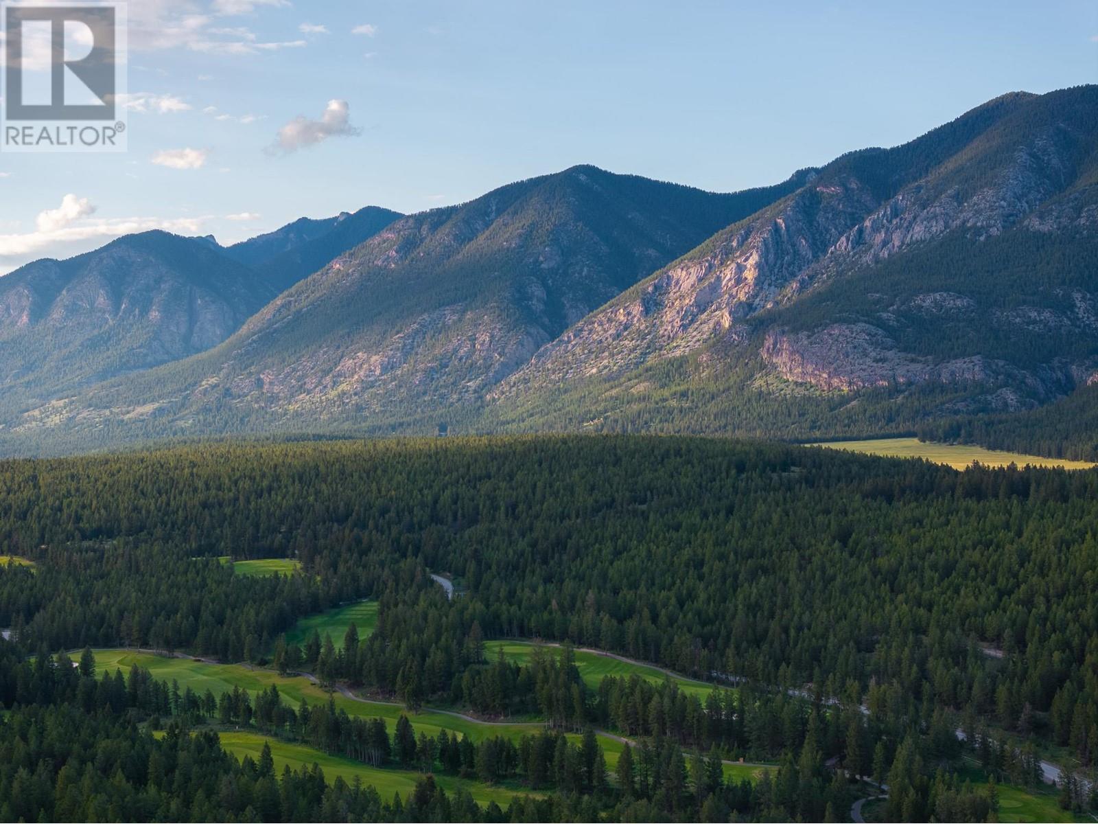 












3 SWANSEA Road

,
Invermere,







British Columbia
V0B2L0

