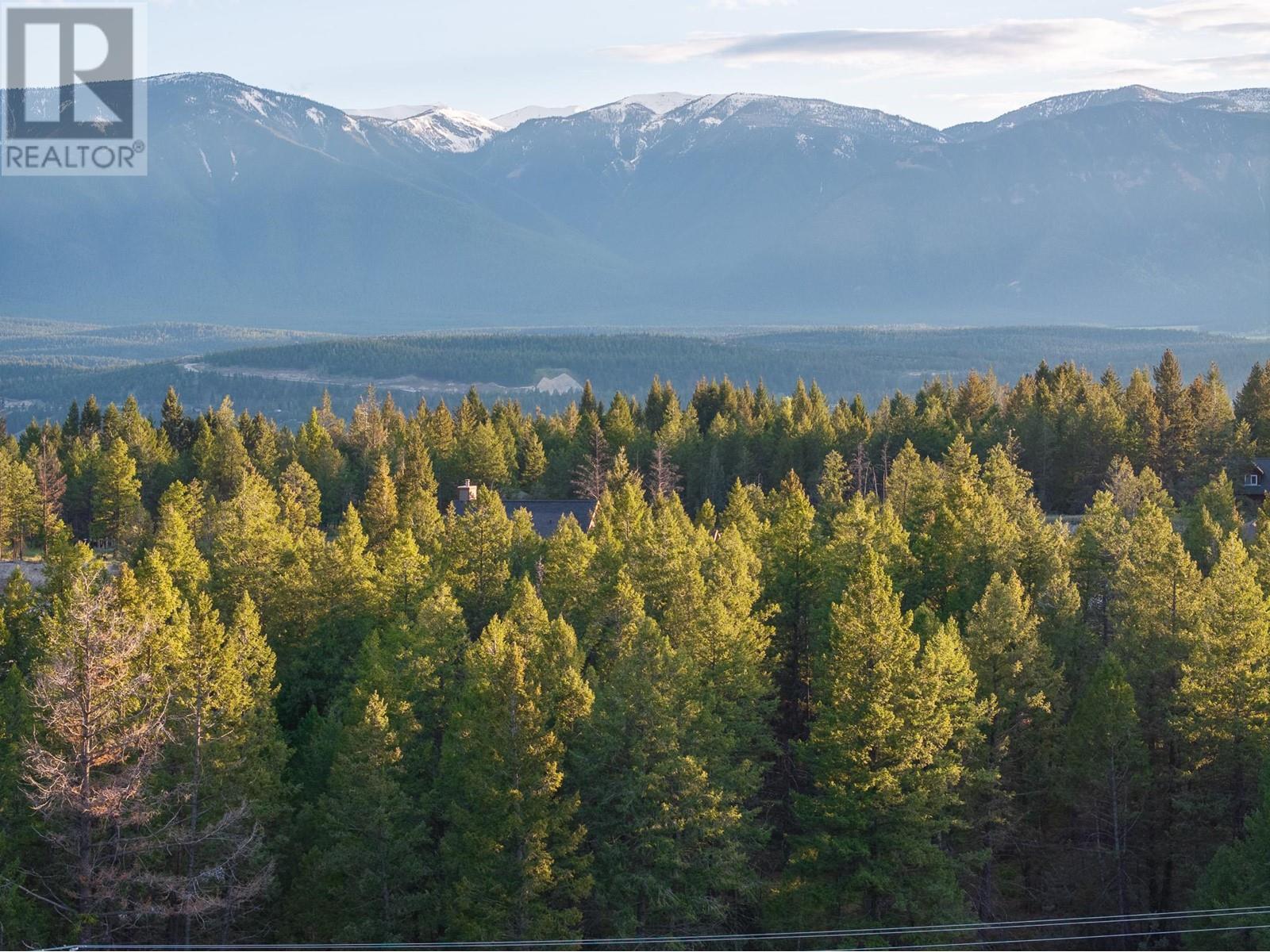 












3 SWANSEA Road

,
Invermere,







British Columbia
V0B2L0

