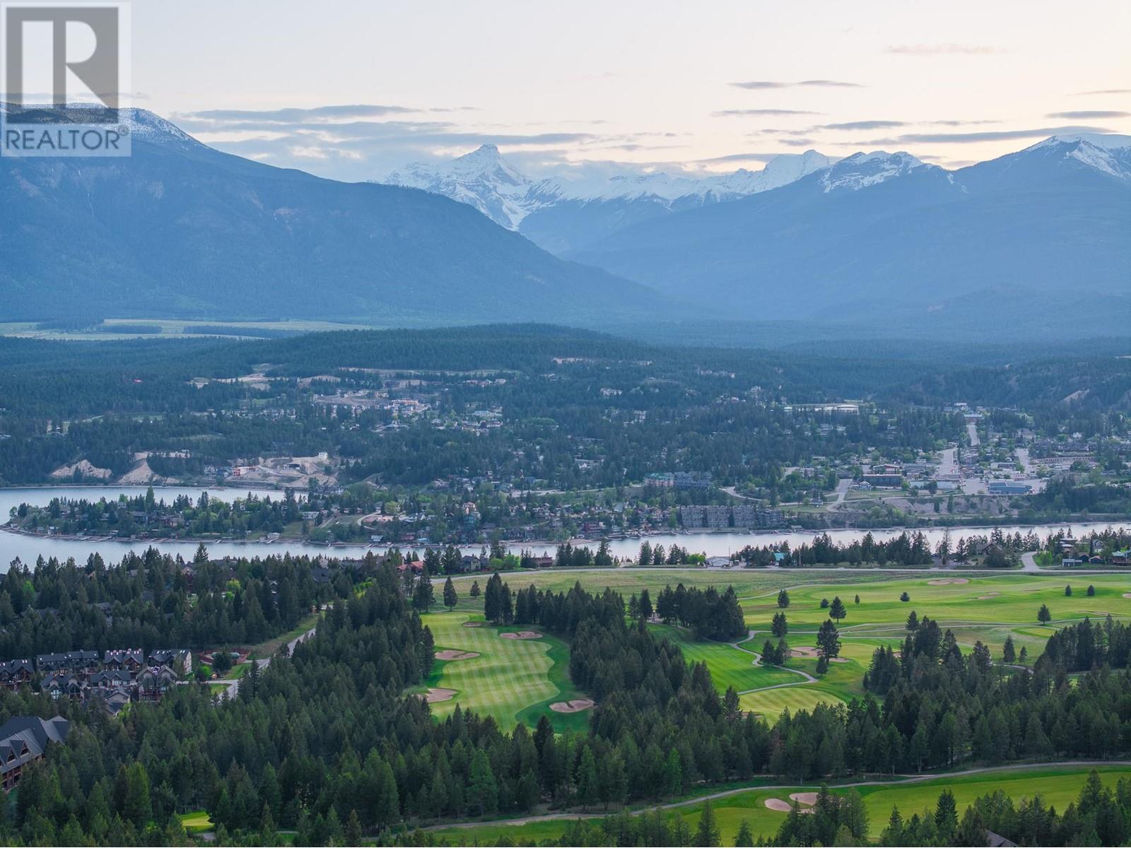 












3 SWANSEA Road

,
Invermere,







British Columbia
V0B2L0

