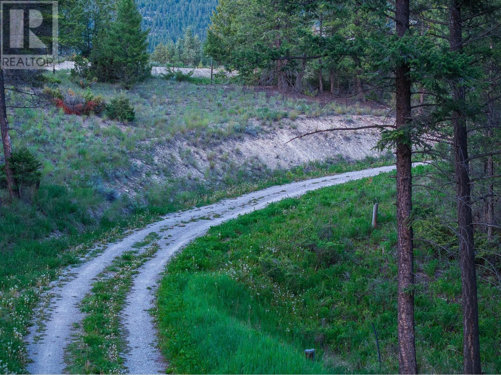 












3 SWANSEA Road

,
Invermere,







British Columbia
V0B2L0

