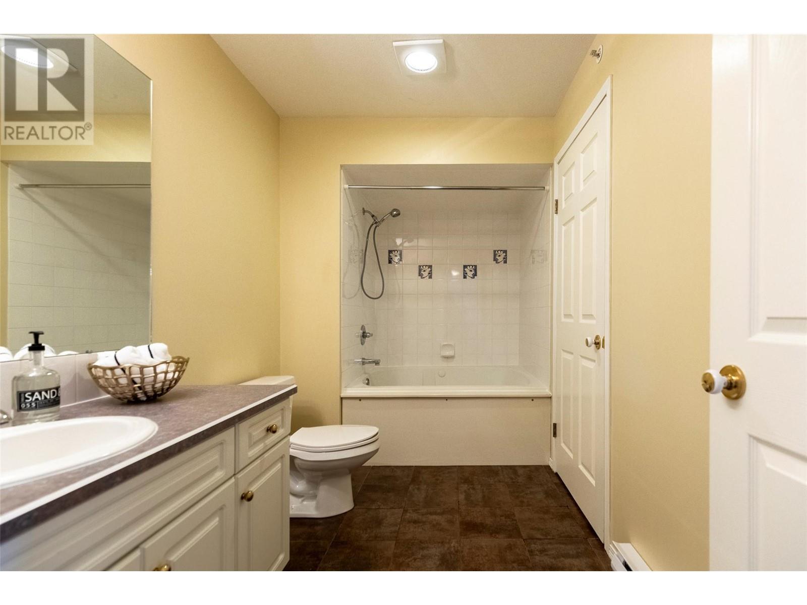 












5052 Riverview Road Unit# 4015A

,
Fairmont Hot Springs,




British Columbia
V0B1L1

