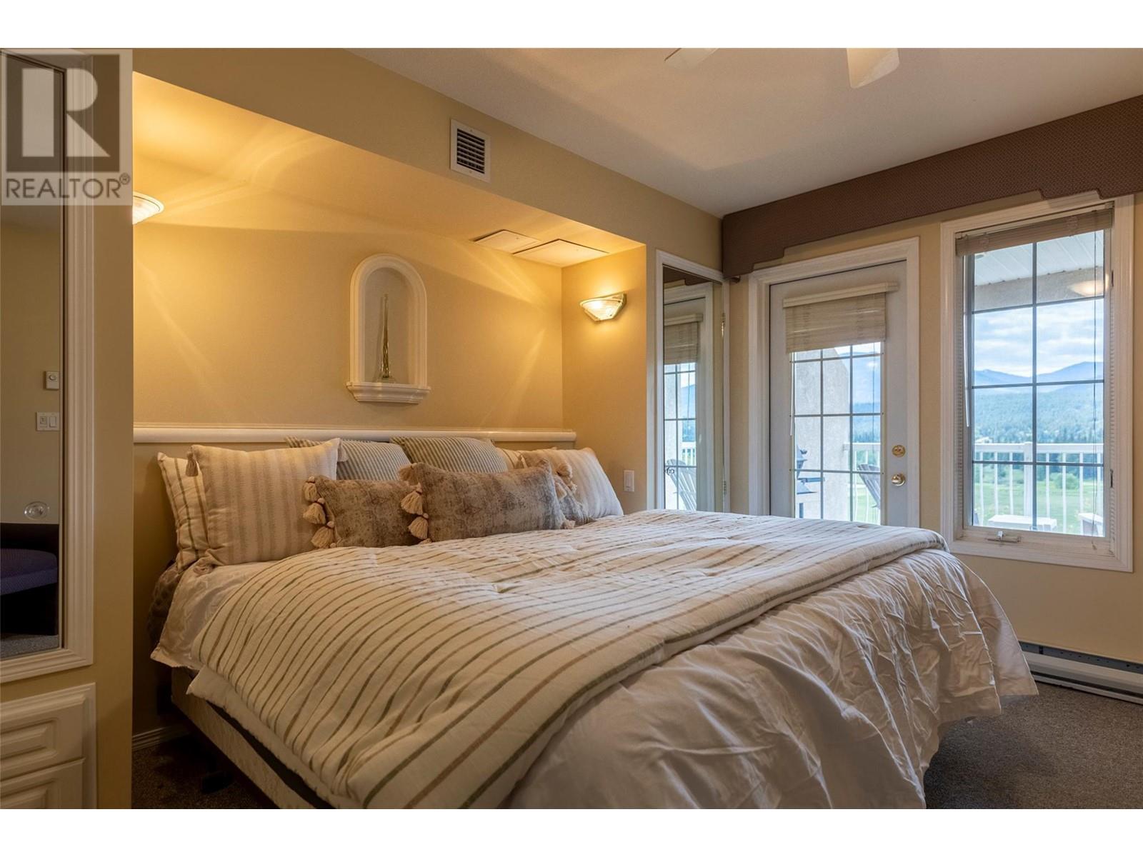 












5052 Riverview Road Unit# 4015A

,
Fairmont Hot Springs,




British Columbia
V0B1L1

