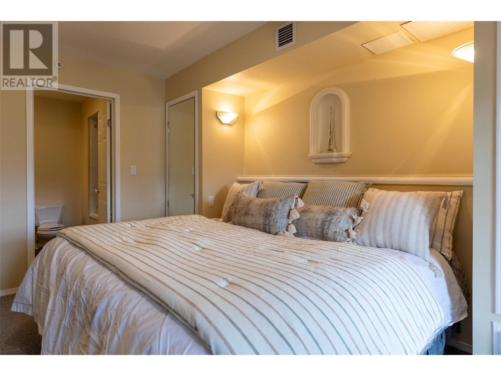 












5052 Riverview Road Unit# 4015A

,
Fairmont Hot Springs,




British Columbia
V0B1L1

