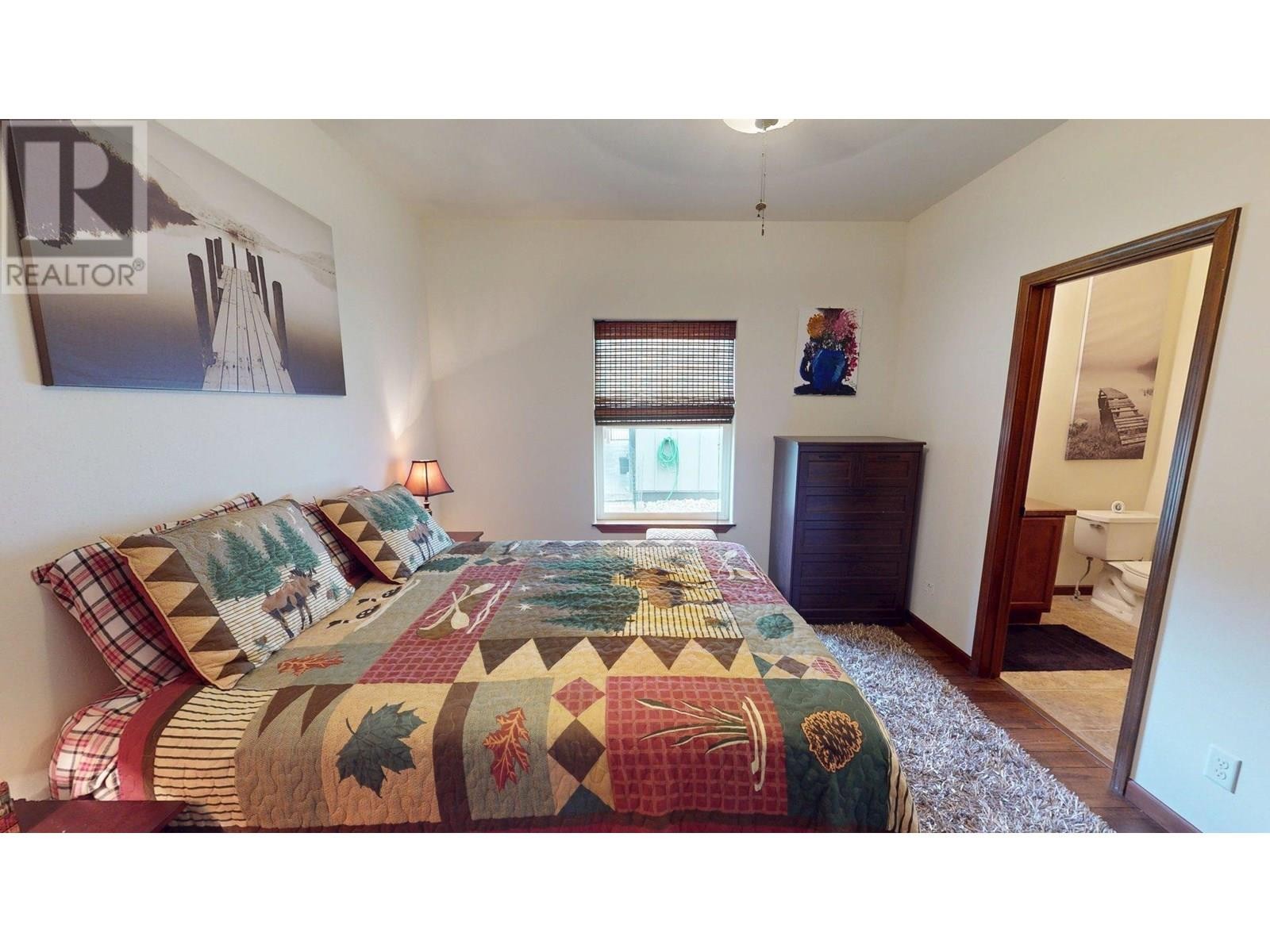 












1695 Koocanusa Lake Drive

,
Newgate,




British Columbia
V0B1T5

