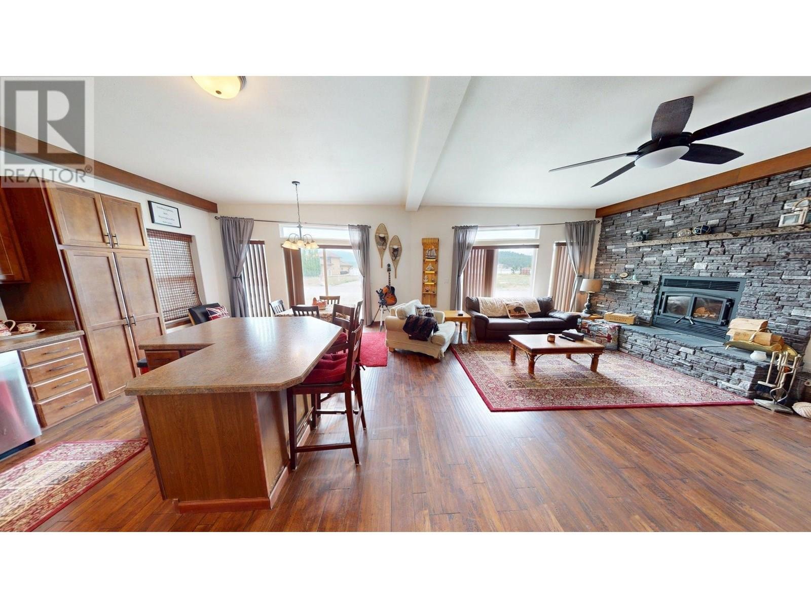 












1695 Koocanusa Lake Drive

,
Newgate,




British Columbia
V0B1T5

