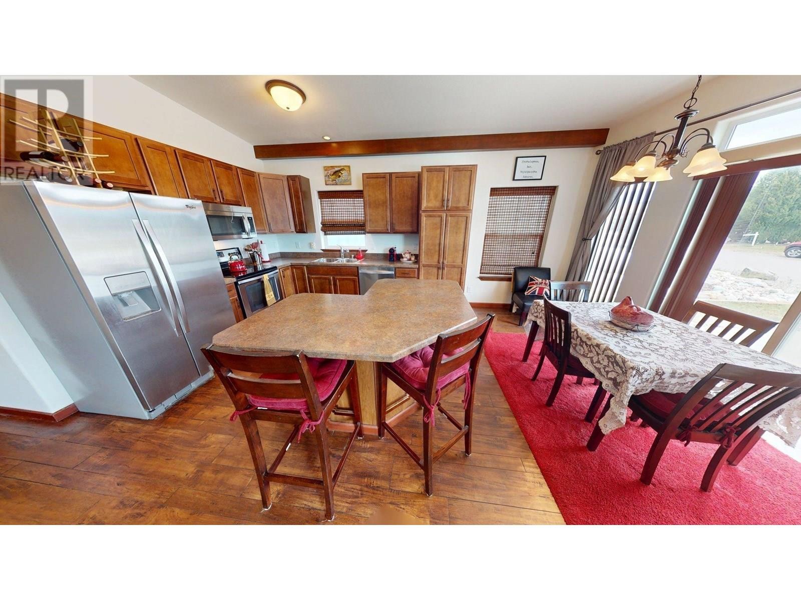 












1695 Koocanusa Lake Drive

,
Newgate,




British Columbia
V0B1T5

