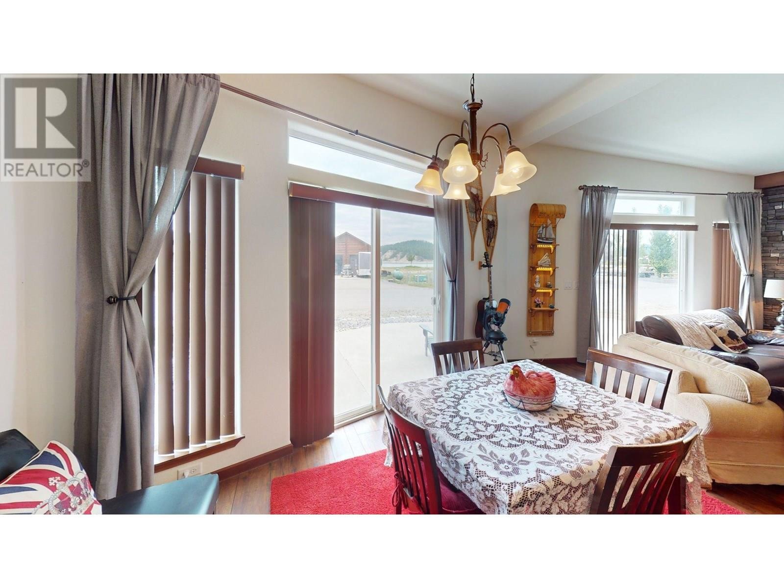 












1695 Koocanusa Lake Drive

,
Newgate,




British Columbia
V0B1T5

