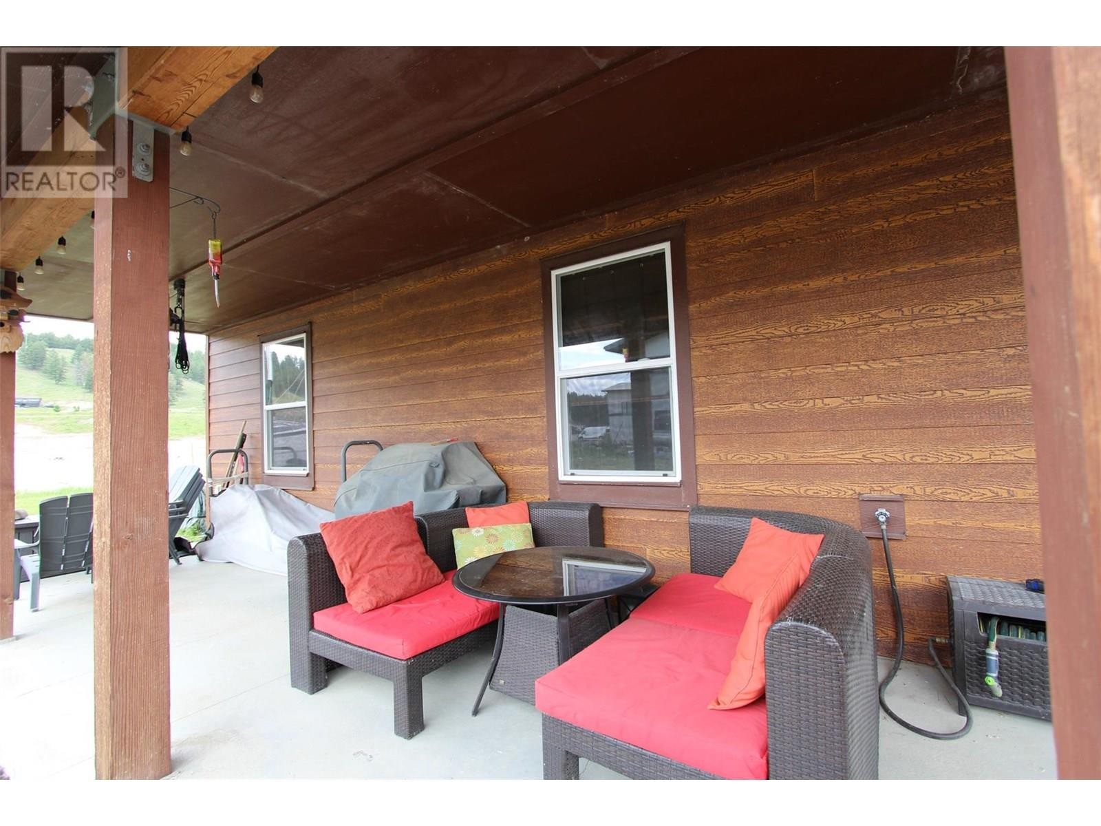 












1695 Koocanusa Lake Drive

,
Newgate,




British Columbia
V0B1T5

