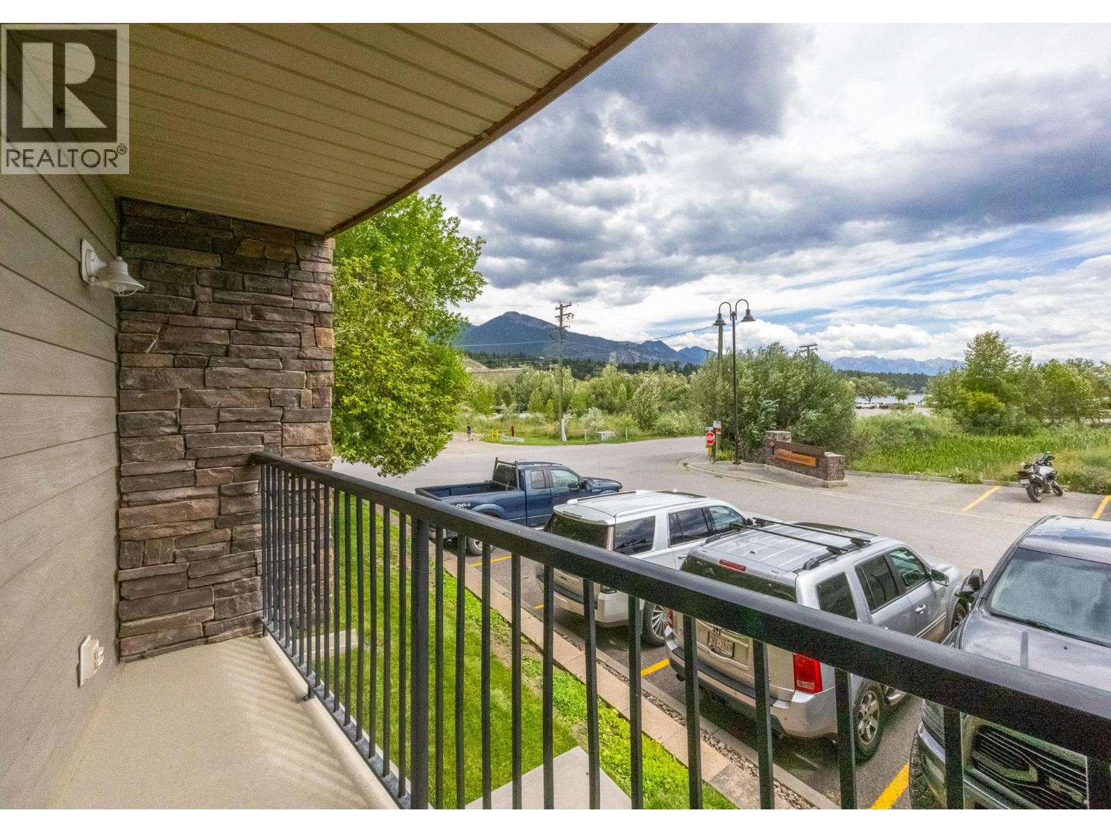 












205 THIRD Avenue Unit# 2114

,
Invermere,




British Columbia
V0A1K7

