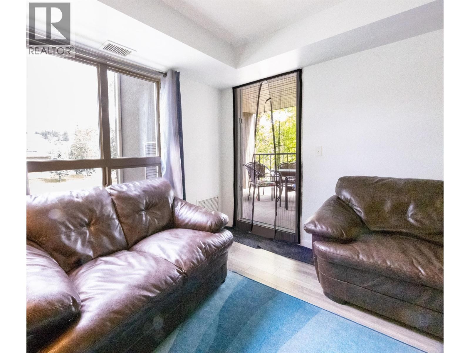 












205 THIRD Avenue Unit# 2114

,
Invermere,




British Columbia
V0A1K7

