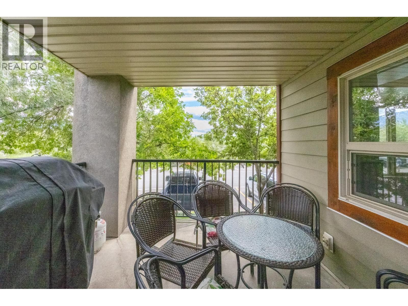 












205 THIRD Avenue Unit# 2114

,
Invermere,




British Columbia
V0A1K7

