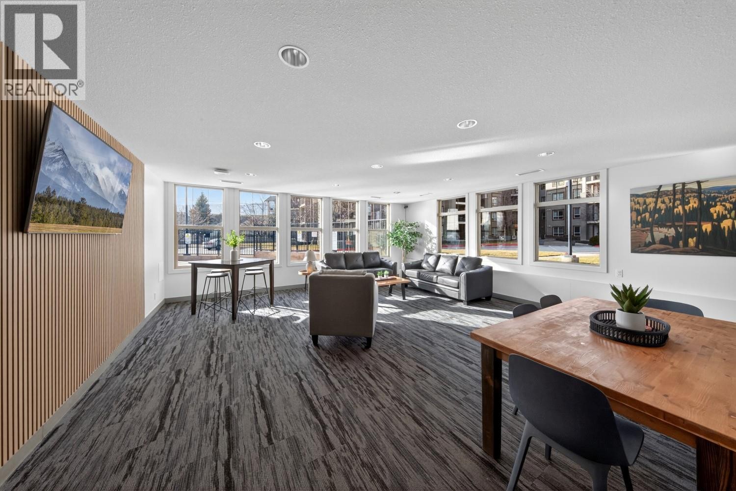 












205 THIRD Avenue Unit# 2114

,
Invermere,




British Columbia
V0A1K7

