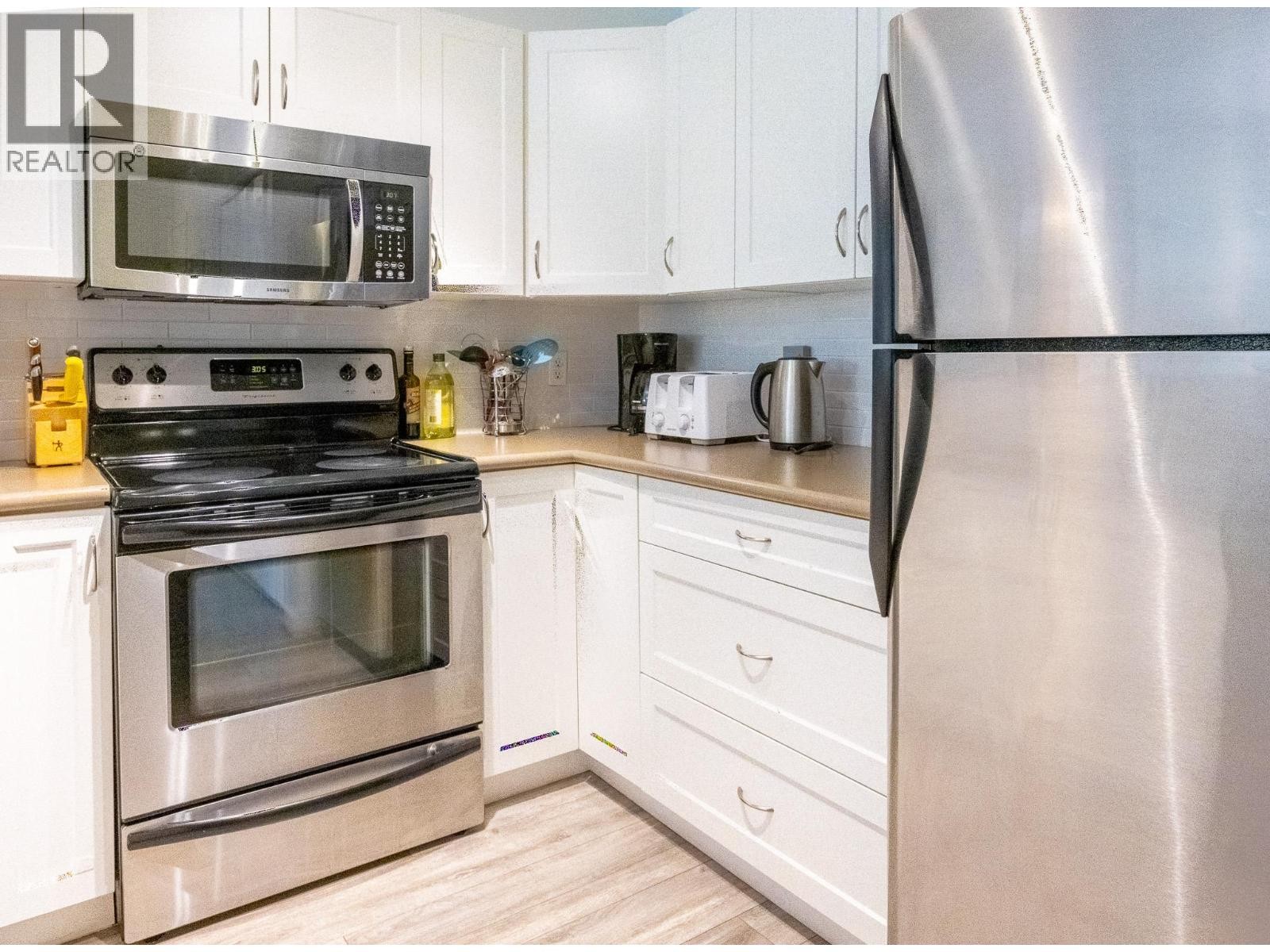 












205 THIRD Avenue Unit# 2114

,
Invermere,




British Columbia
V0A1K7

