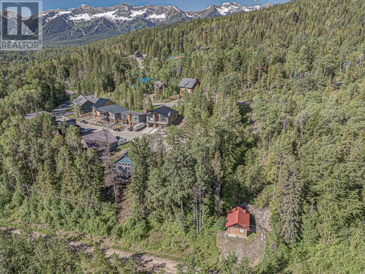 












9 ALPINE TRAIL Place Unit# Lot 16

,
Fernie,







British Columbia
V0B1M5

