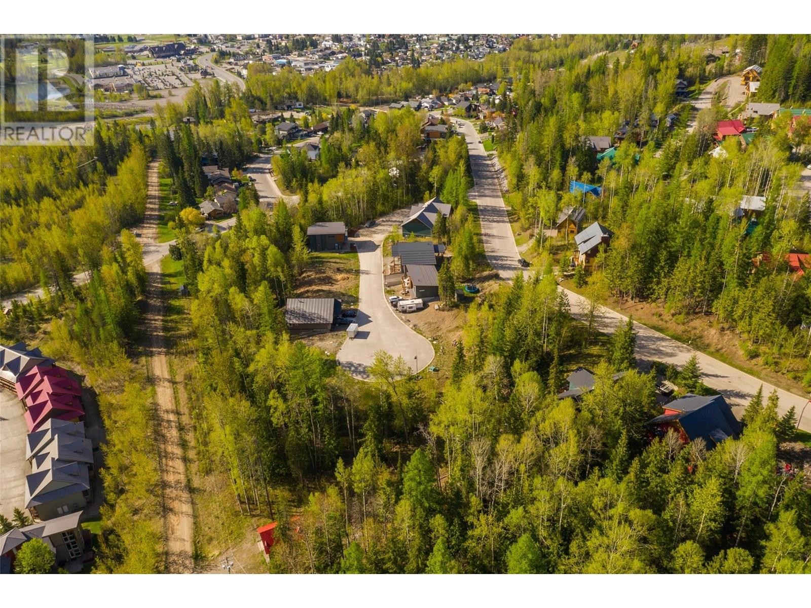 












9 ALPINE TRAIL Place Unit# Lot 16

,
Fernie,







British Columbia
V0B1M5

