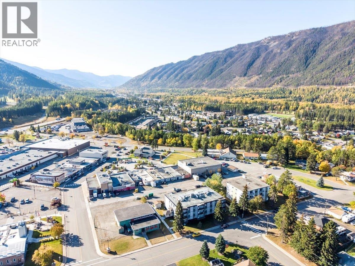 












116 CENTENNIAL Street

,
Sparwood,




British Columbia
V0B2G0

