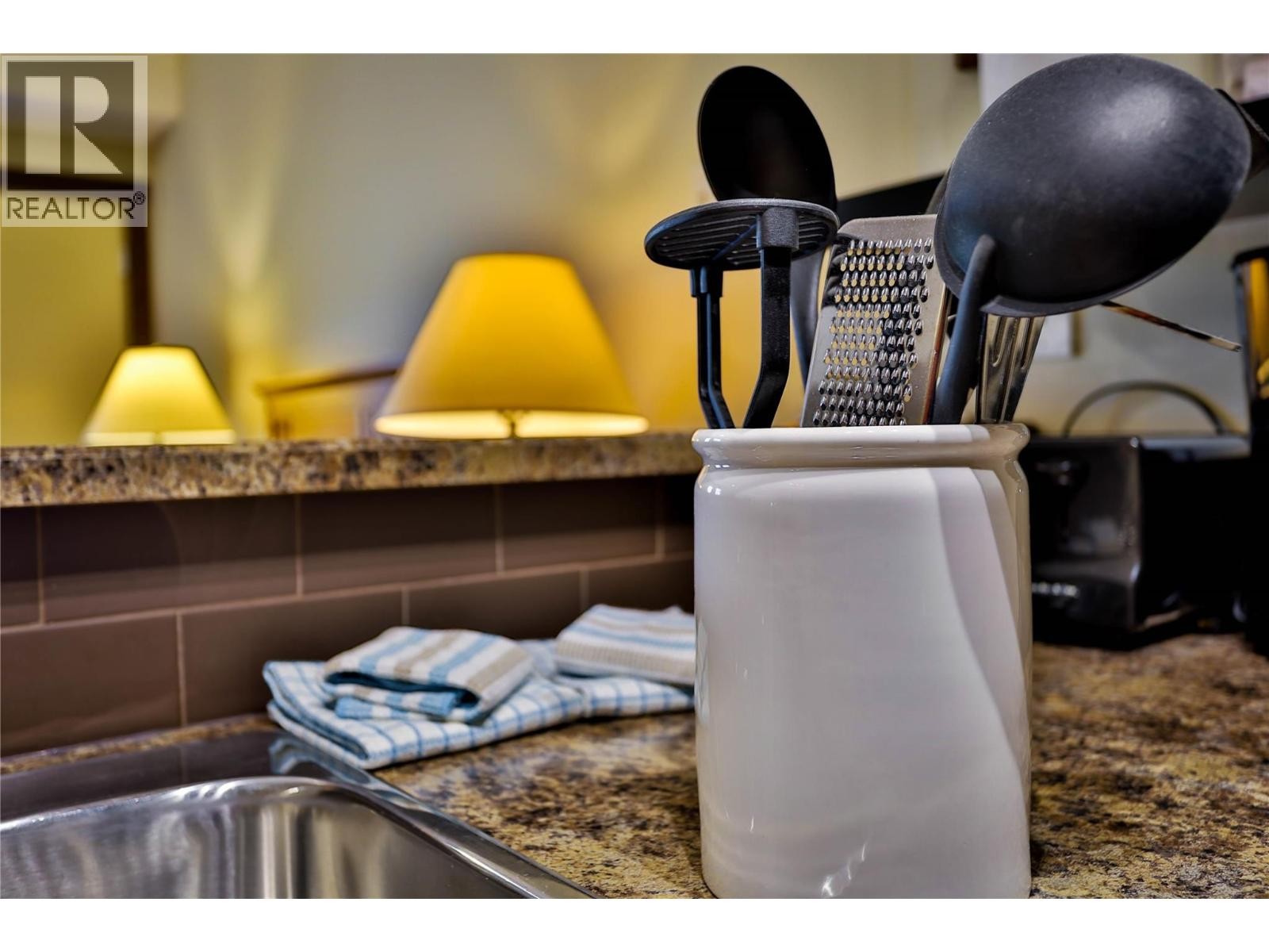 












1500 MCDONALD Avenue Unit# 305

,
Fernie,




British Columbia
V0B1M1

