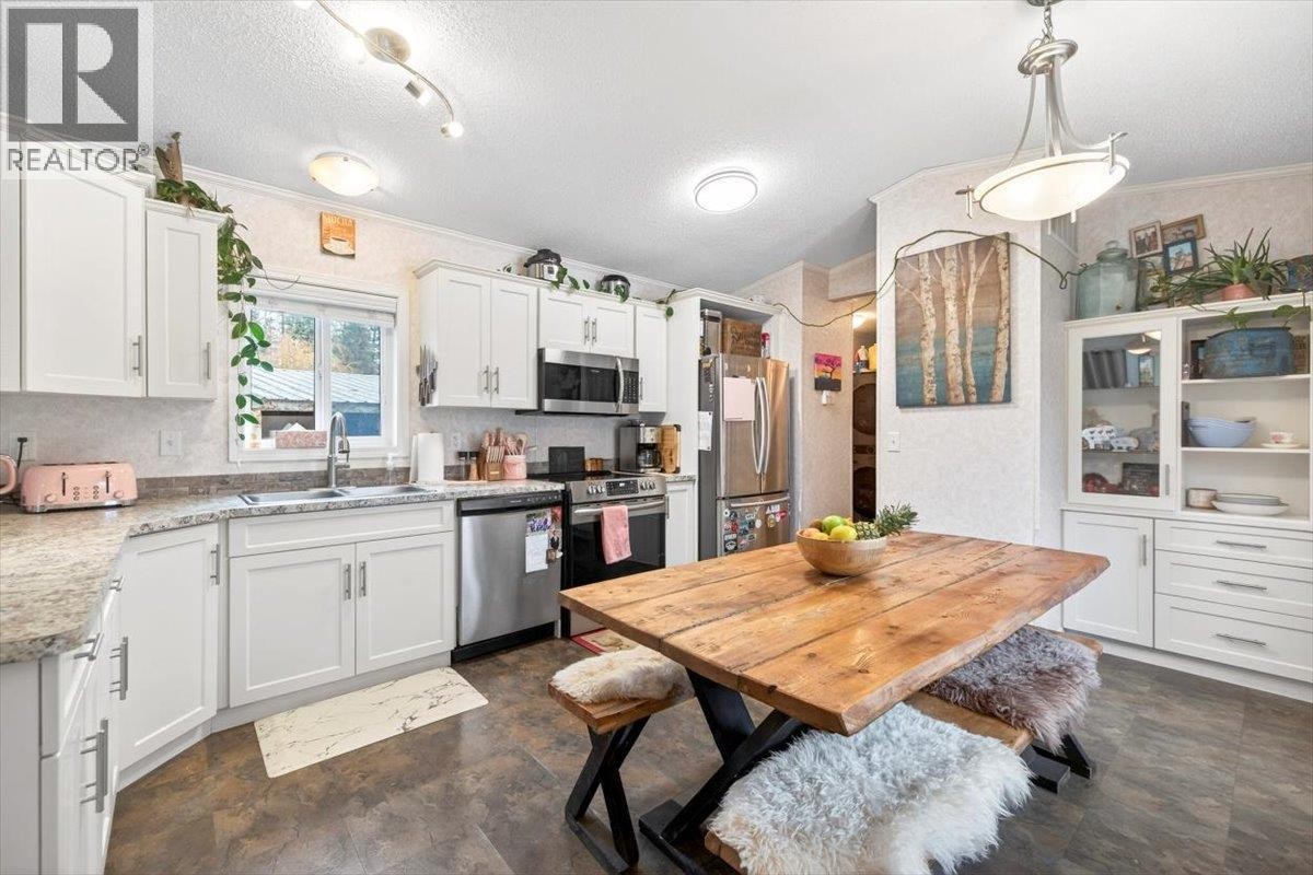 












8470 Caithness Road Unit# 2

,
Elko,




British Columbia
V0B1T3

