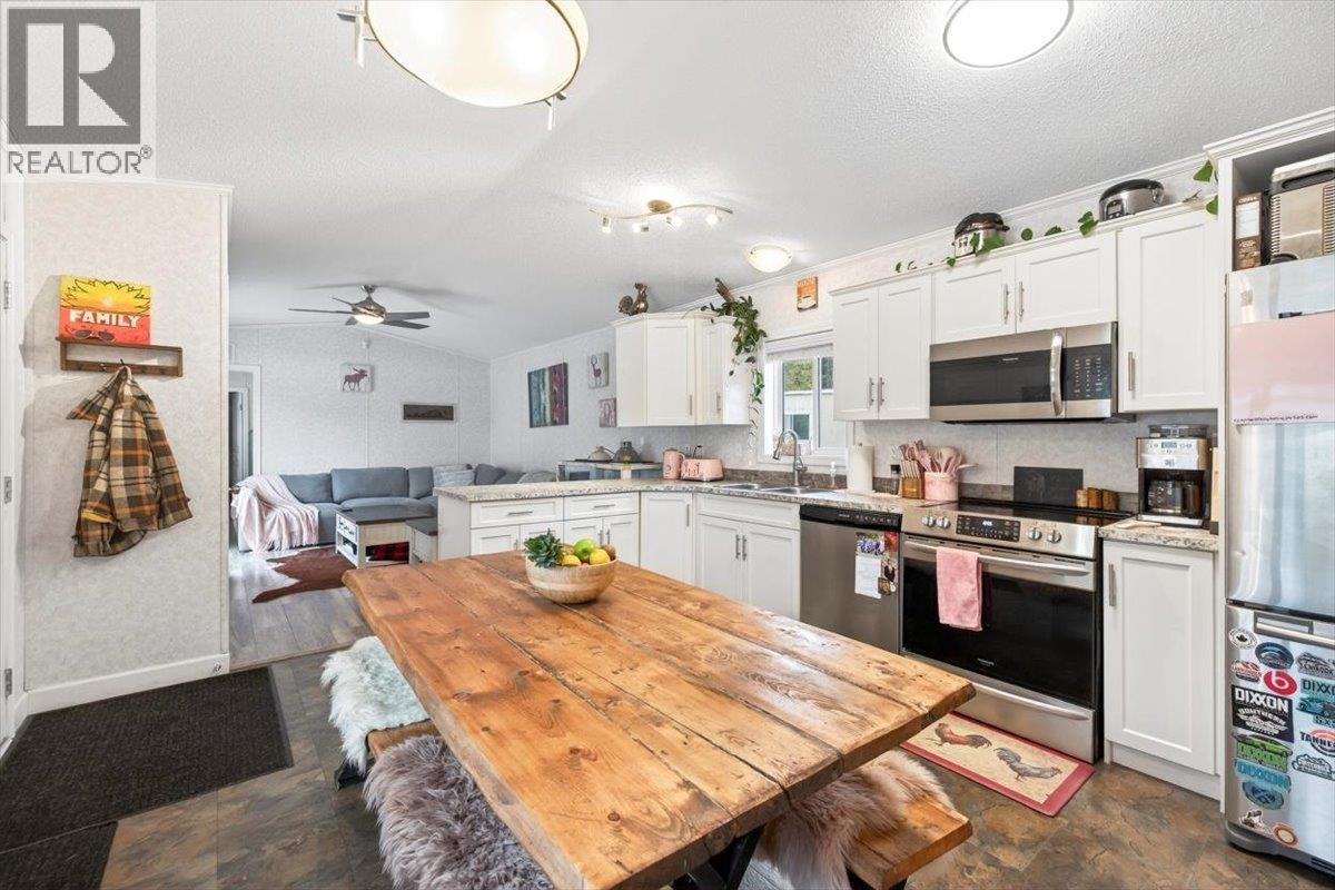 












8470 Caithness Road Unit# 2

,
Elko,




British Columbia
V0B1T3

